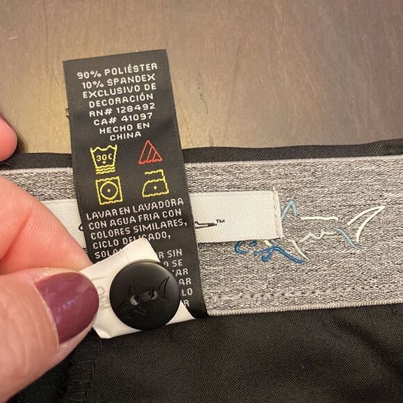 NWT Greg Norman 4-Way Stretch Moisture Wicking Travel Pant Black Size: 40x32 - Picture 7 of 8